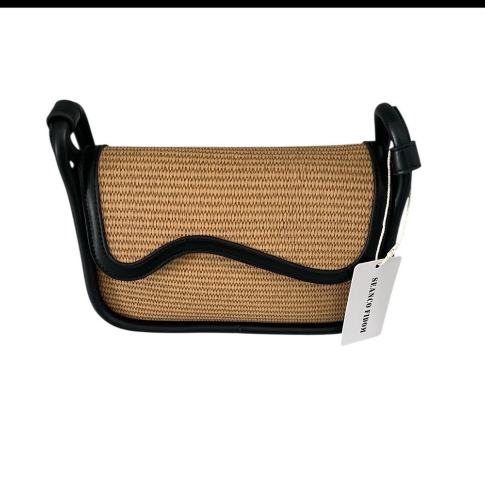 Black and Tan Women's Shoulder Bag